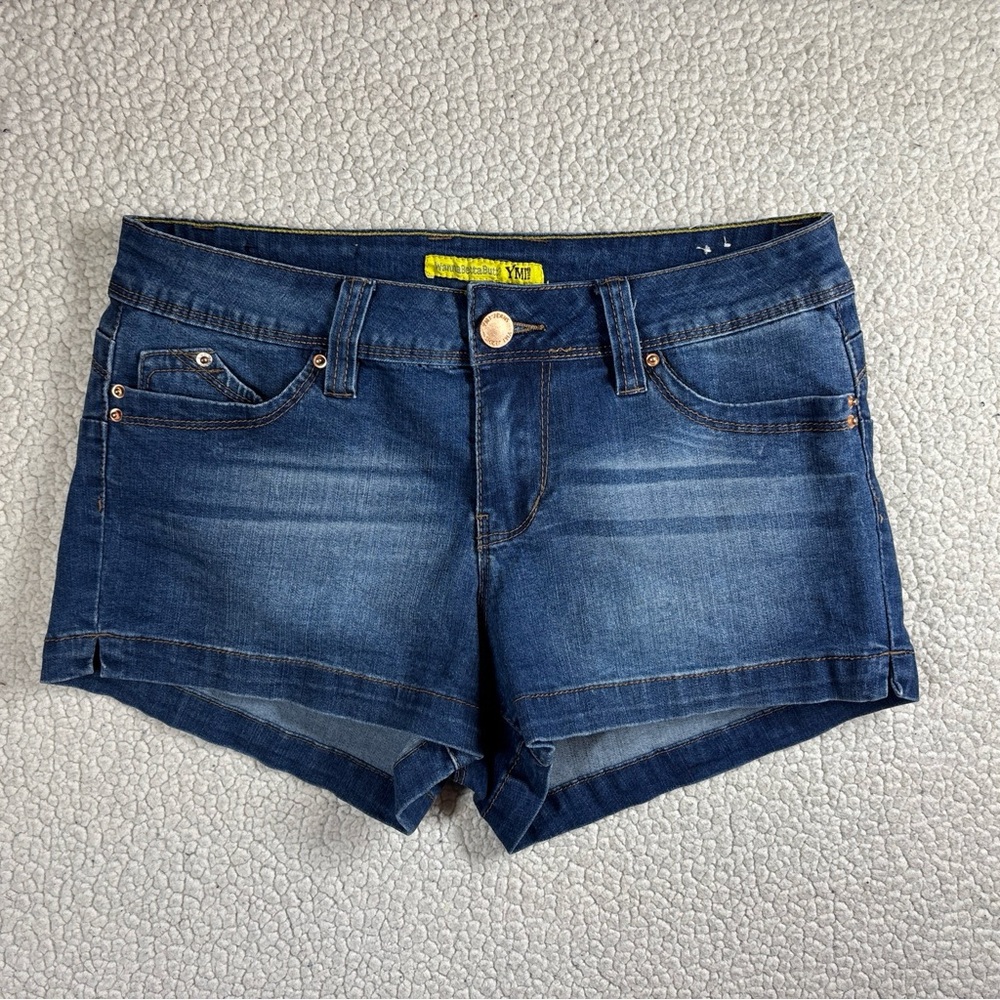 YMI Women/Juniors Denim Shorts Size 7 Stretch Dark Wash Mid Rise Jean Shorts